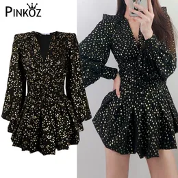 Projektant Styl Black Gothic Girl Mini Dress V-Neck Hollow Out Buttons Latarnia Rękaw Gwiazdy Glitter Robe Sukienki na imprezę 210421