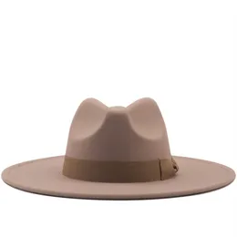 Fedoras i Bulk Filt Fedora Hattar Kvinnor Stor Stor Brätte Keps Herr Topp Formell Hatt Kvinna Man Jazz Panama Kepsar Man Kvinna Vinter Mode Accessoarer Partihandel 9cm