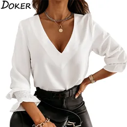 Весенняя белая блузка для женщин модная кружева сексуальная без спинка элегантная v -шейка Flare с длинным рукавом плюс рубашки офисные вершины 220119
