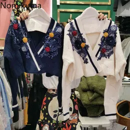 Nomikuma Höst Koreanska Knit Cardigan Floral Broderi Långärmad V-Neck Sweater Coat Causal Short Knitwear Jacket 6d069 210427