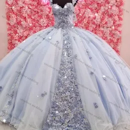 ラグジュアリーQuinceaneraドレスの花オフショルダーライトブルーピンクプリンセスガールウエディングドレスアップリケvestidos de xvaños