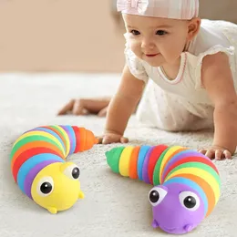 Novelty Slugs Fingertip Snails Slugs Plastic Rainbow Bug toys Decompression Vent Toys Children's Educational