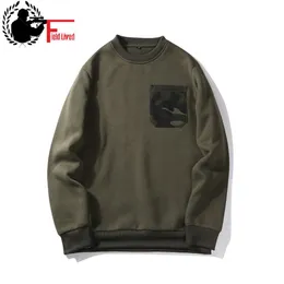 Rozmiar wielkości z długim rękawem z bluzki bluzy bluza mens casual camouflage kieszonkowy bluza mężczyzna camo crewneck moda streetwear 210518