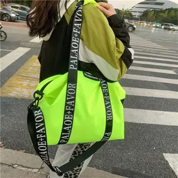 Selling Bright Travel Handbags Waterproof Oxford Shoulder Bag For Women Men Large Capacity Girls Tote Street Shopping 211118