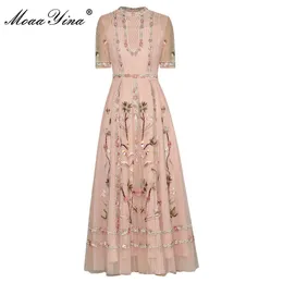 Fashion Designer dress Summer Women's Dress Short Sleeve Mesh Flowers Embroidery Vintage Elegant Dresses 210524