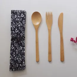 Zestaw sztućce z tableware Zestaw z pakietem torby na tkaniny Naturalny bambusowy nóż łyżka hurtowych zestawów obiadowych