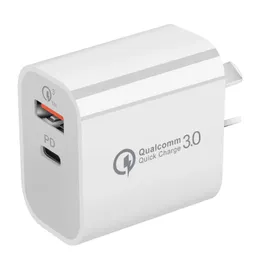 A و C PD Charger QC 3.0 لـ 14 Pro XS Max XR 7 Fast Charging USB Type C Wall Adapter Samsung LG 3A متوافقان