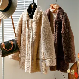 Women's Fur & Faux Winter Lamb Wool Coat Granule Sheep Shearing Jacket Short Fleece Red Lapel Coats Zipper Warm