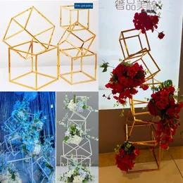 Party Decoratie 5 stks Glanzend Goud Iron Geometrische Prop Wedding Bloemen Rotan Achtergronden Frame Bloem Boog Stand Tafel Centerpieces