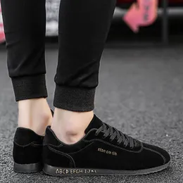 Homens profissionais Respirável Correndo Sapatos Esportes Homens Preto Cinza Cinza Casual Sneakers Trainers Outdoor Jogging Andar