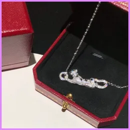 2021 New Animal Necklace Pendant Women Luxury Designer Necklaces Street Fashion Jewelry Leopard High Quality Diamonds 18K Gold D2110195F