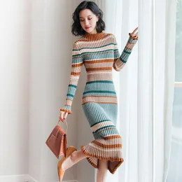 Höst Vinter Elegant Striped Sweater Vintage Slim Turtleneck Långärmad Twist Stickad Kvinna Midi Pläterad Klänning 210416