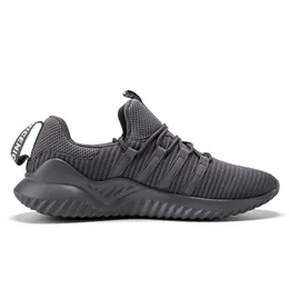 2021 Wysokiej Jakości Mężczyźni Kobiety Knit Running Buty Sportowe Triple Black Oddychające Wygodne Pary Outdoor Trenerzy Sneakers Duży rozmiar 35-46 Y-H1503