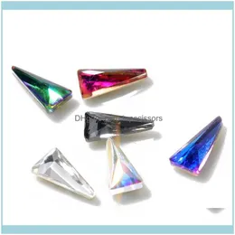 SALON DE MELON DORAÇÕES DE ARTE DE ARTE DE BEATYNAIL 10PCS 3D Triangle Holo Sets Glitter Shiny Stone Diy Manicure Crystal Rhinestone Aessory Drop