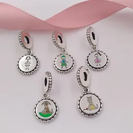 Family Collection 925 Sterling Silver Stick Figure Charms Inkluderar mamma Boy Girl Dog och Cat Fit European Pandora Style Armband Halsband Annajewel