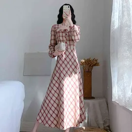 春の韓国の気質長いマッチングスクエアカラープラードドレス女性のフルスリーブ高品質滑走路vestido 210514