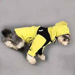 Winter Fall Zagęścić Zwierzęta Kurtki 3 Kolory Osobowość Charm Pet Coat Moda List Haft Teddy Schnauzer Jacket