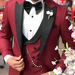 Skräddarsydda Burgundy Black Lapel Passar för män Terno Slim Groom Tuxedo 3 Piece Wedding Mens Suit Masculino Jacka + Pant + Vest + Bow X0608