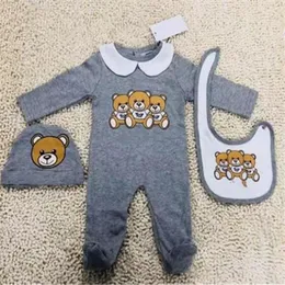 Designer niedliche Neugeborene Baby-Kleidung Set Säugling Baby Jungen Druck Bär Strampler Baby Mädchen Overall + Lätzchen + Mütze Outfits Set 0-18 Monate