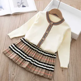 2020 Autumn New Arrival Girls Fashion Knitted 2 Pieces Sets Sweater Coat+skirt Girls Boutique Outfits Baby Girl Winter Clothes X0902