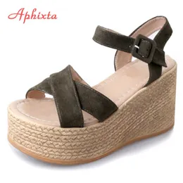 Aphixta Platform Wee Heel Women's Sandals Kvinna Skor Flock Sommar Peep Toe Fashion High Heel Buckle Sandals Sandalia Feminina X0728