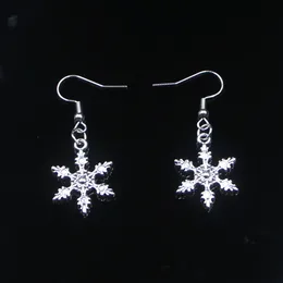 Ny modehandgjorda 23*17mm snö snöflingor örhängen rostfritt stål öronkrok retro små objekt smycken enkel design för kvinnor tjej gåvor