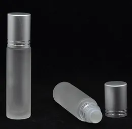 10ml 1 3オンスの厚い艶消しの透明なガラスロールの上に空のエッセンシャルオイル香水瓶の金属ローラーボールの銀のキャップSN2791