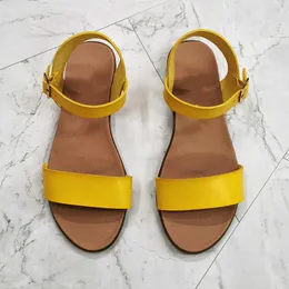 Läder Sandaler För Kvinnor 2021 Ny Flat Withcasual Beach Sandalias Mujer Plus Storlek 41 Gladiator Sommarskor Kvinna Partihandel Y0721