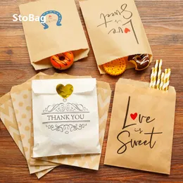 STOBAG 25ピースのドットフードキャンディーギフトクラフト紙袋パンベーキング包装ドーナツ焼き菓子パーティーベイビーショー用品210602