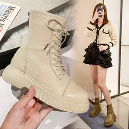 Skor Lady Boots Round Toe Luxury Designer Zipper Boots-Women Höst Lolita Fashummy Gummi Leather Med Rock 2021 Ankel Cross-Ti Y1018