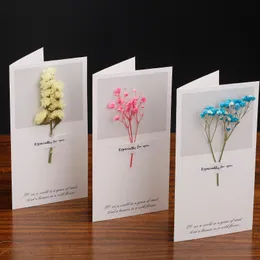 バレンタイン花のグリーティングカードパーティーフォアgypsophila乾燥花手書きの祝福のギフトカード結婚式の招待状w-01353