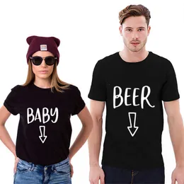 Par Topp Tee Par Graviditet Meddelande Baby Beer Belly T-shirt Mamma Mamma Matchande Kvinna Roliga Toppar Lovers T-tröjor T-shirts Y0629