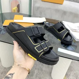 (Z pudełko na buty) Designer buty Trener Mule zamszowe cielę skórzane pantofel elastyczne mikro podeszwy dwa szerokie regulowane paski mix Materiały anatomiczne wkładki Sneakers Unisex 46