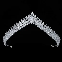 Tiaras und Krone HADIYANA Wunderschöne glänzende Zirkonia Braut Hochzeit Stirnband Party Frauen Haarschmuck BC6026 Corona Princesa X0625