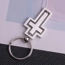 9pieces / Lot Classic Cross Keychain för kvinnor ihålig 360 graders spin nyckelring bil nyckelkedja för män kvinnor kristen gåva