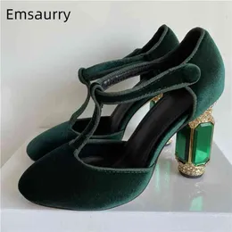 Luxury Emerald Agate Chunky Heel Wedding Shoes Jeweled High Heel Shoes T-strap Green Velvet Round Toe Rhinestone Pumps Women 210408