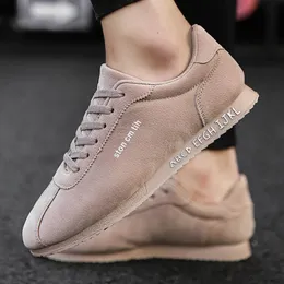 Top Wysokiej Jakości Mężczyźni Oddychające Buty do biegania Sport Męskie Czarne Szare Brown Casual Sneakers Trenerzy Outdoor Jogging Chodzenie