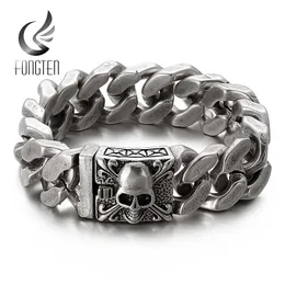 Fongten Men Black Gothic Style Skull Pattern Darkness Jewelry Carving Shiny Design Fashion Traditional Punk Bracelet 211124