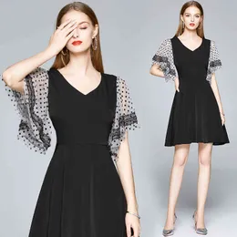 Kvinnor Vintage Fall Kvinna Butterfly Ärm Mesh Dot Tryckt Patchwork Casual Black Dress V-Neck A-Line Mini Vestidos 210416