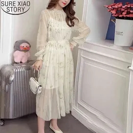 Star Moon Broderi Kvinnor Beige Mesh Dress Sweet Sleeve Stand Collar Midi Long Elegant Party Dresses 12992 210417