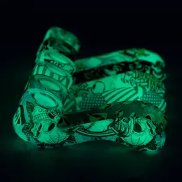 Силиконовые трубки Alien Skull Glass Pipe Dab Rig Табачные аксессуары Светятся в темноте Экологически FDA Water Bong