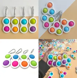 Fingerleksaker Keychain Push Bubble Board Game Fidget Sensory Toy Enkel Key Ring Stress Relief Vent Väska Pendants H25P7Kr