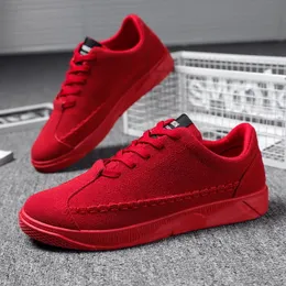 2021 Mężczyźni Buty Buty Czarny Czerwony Szary Moda Męskie Trenerzy Oddychające Sporty Sneakers Rozmiar 39-44 qa