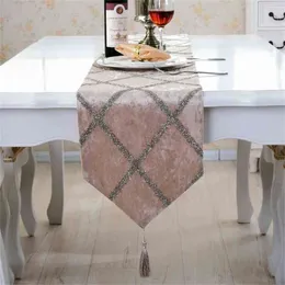 Moda Table Fagage European-Style High-End Coffee Cloth Rhombus Runner Pianine Cover Christmas Dekoracje 210708