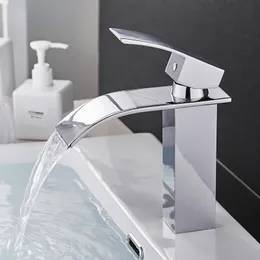 Badkamer Wastafel Kraan Waterval Badrandcombinaties Koud En Warm Water Mengkraan Messing Chroom Vanity Vessel Wastafel Kraan