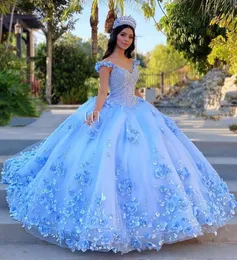 Hafif Gökyüzü Mavi Quinceanera Elbiseler Balo Kapalı Omuz 3D Gül Çiçekler Kabarık Tatlı 16 Elbise Ünlü Parti Abiye Mezuniyet