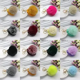 Pu Round Cosmetic Key Ring Fashion Folding Mirror Keychain Faux Fur Puff Ball Keyfobs Hållare Fluffy Pompom Keyring Gifts