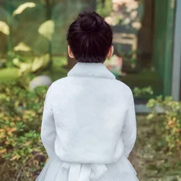 Wraps & Jackets 41XC Beige White Elegant Warm Faux Fur Shawl Wedding Flower Girl Wrap Plush Short Coat Fairy Marriage Accessories