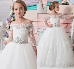 Novo 2019 Princess Flower Girls Dresses Bateau pescoço com faixa de faixa de renda meia vestido de concurso vestido de tule de piso comprido Tulle