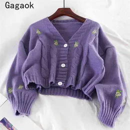 Gagaok in Stock 여성 귀여운 패션 느슨한 스웨터 봄 가을 V 넥 랜턴 슬리브 자수 꽃 무늬 하라주쿠 카디건 210922